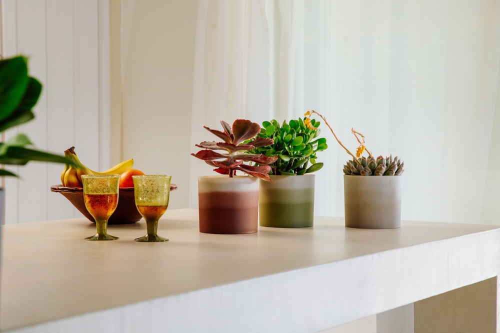 Вазон пластиковий пластик Colour gradient round круглий сіро-бежевий 2,5 л Elho (550585)