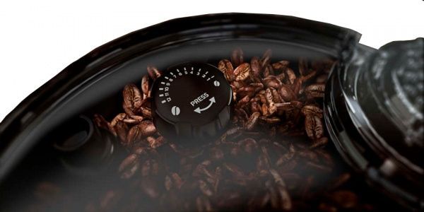 Кавомашина Philips Saeco Xelsis Black SM7580/00 