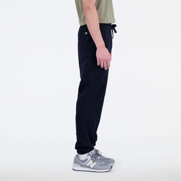 Штани New Balance ESSENTIALS REIMAGINED MP31515BK р. S чорний