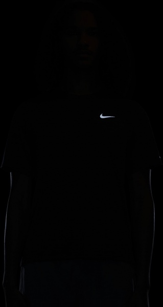 Футболка Nike M NK DF MILER TOP SS CU5992-437 р.M фіолетовий