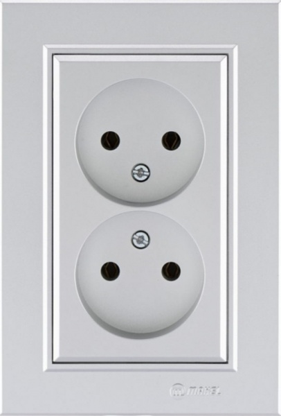 Розетка подвійна подвійна без заземлення Makel Karea IP20 срібло 56065017