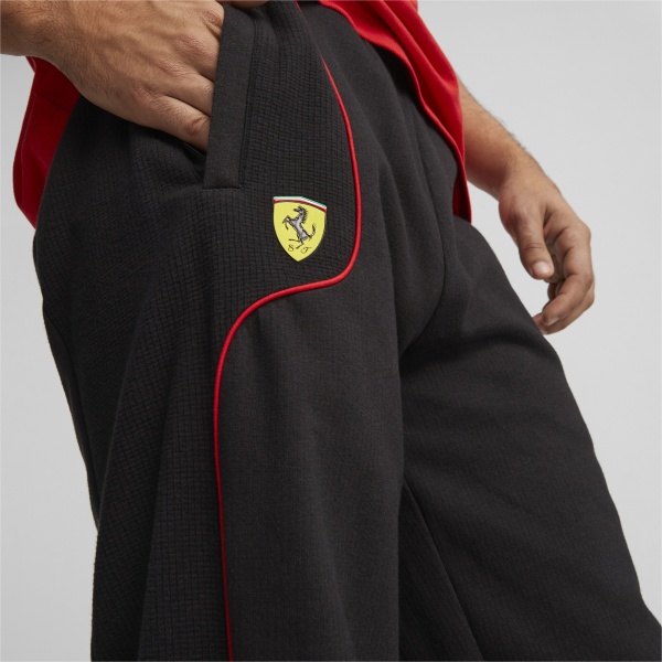 Брюки Puma FERRARI RACE SWEAT PANTS 53816501 р. M черный
