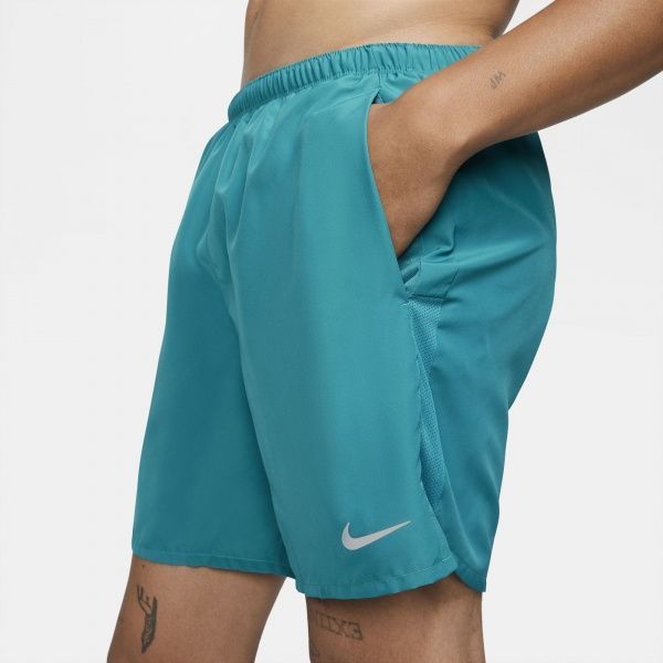 Шорти Nike M NK DF CHALLENGER SHORT 7BF CZ9066-467 р. L блакитний