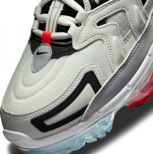 Кроссовки Nike AIR VAPORMAX EVO CZ1924-100 р.US 8 чорно-серый с белым