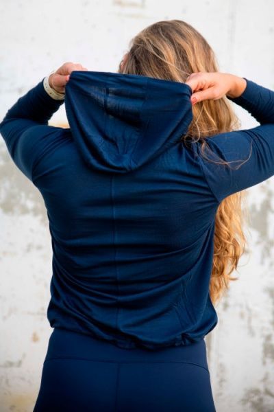 Джемпер Casall Liquid Tencel Hood 19260-043 р. 34 синій