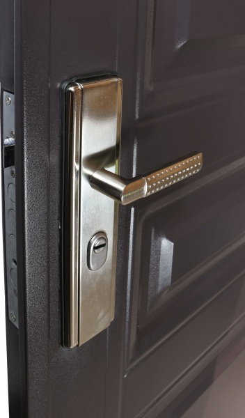 Двері вхідні Y1S36C50 2 замка темно-коричневий 2050х860мм праві