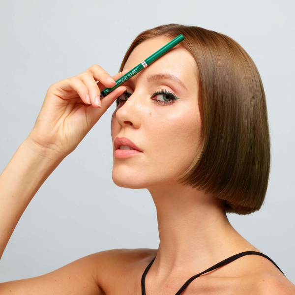 Карандаш для глаз L'Oreal Paris Infaillible Grip Liner Intence black водостойкий черный 1 г