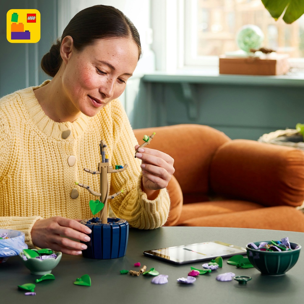 Конструктор LEGO Botanical Гібіскус 10372