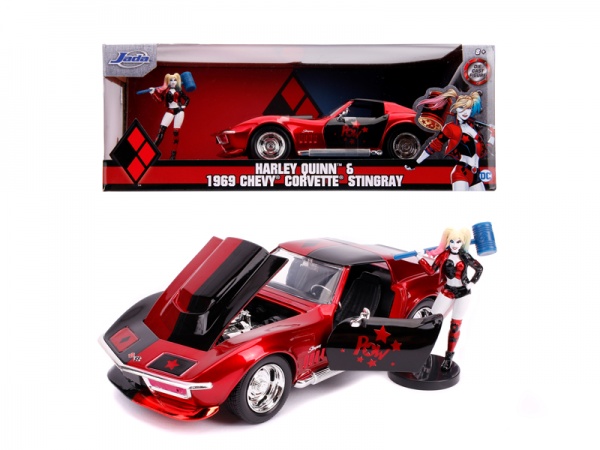 Игровой набор Jada 1:24 Chevrolet Corvette Stingray (1969) с фигуркой Харли Квинн 253255019