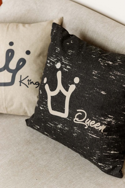 Подушка декоративна King Beige 45x45 см Прованс 