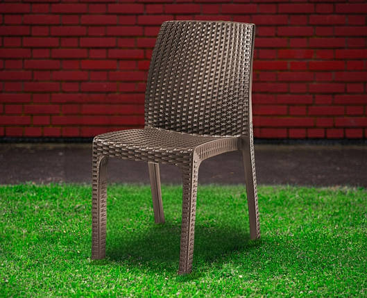 Стілець пластиковий Bica Verona коричневий 