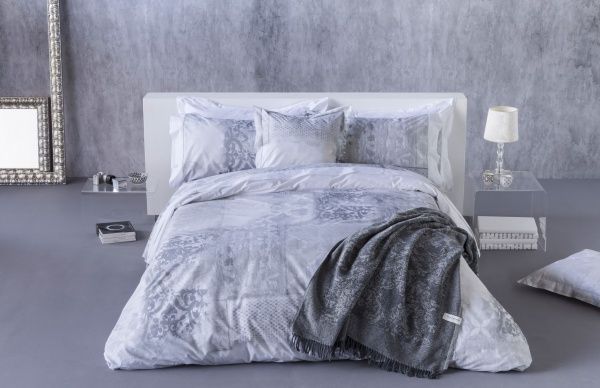 Комплект постельного белья Paris Ariane семейный серый с рисунком Guy Laroche 