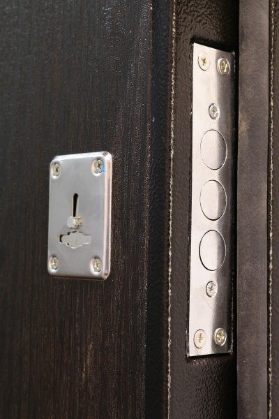 Дверь входная металлические Y1S001C053+P044C271 черный 2050х860 мм правая