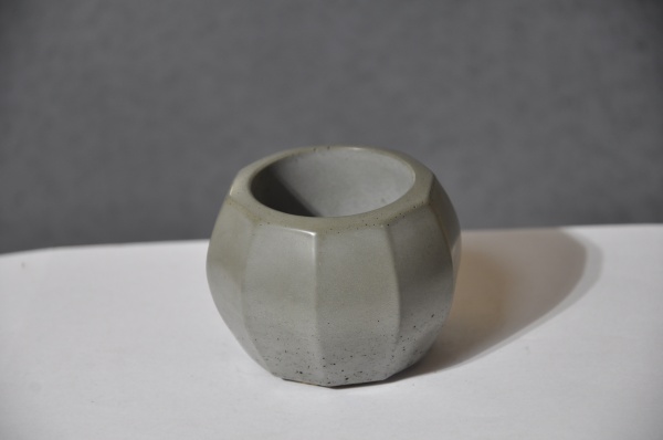 Кашпо декоративне Facetos сірий бетон