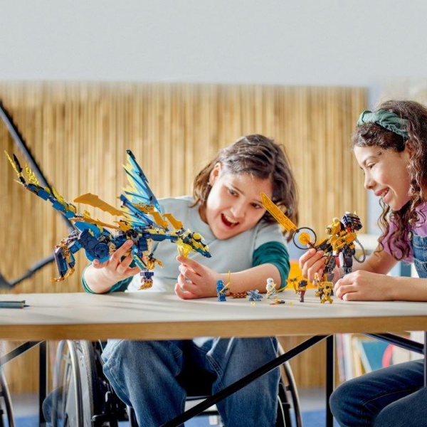 Конструктор LEGO NINJAGO Дракон стихій проти робота Володарки 71796