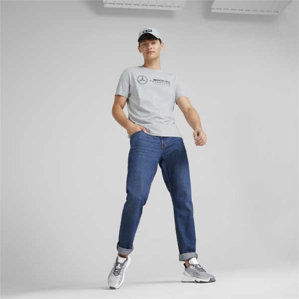 Футболка Puma MAPF1 ESS LOGO TEE MERCEDES TEAM SILVER 53644702 р.L серый