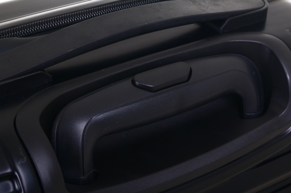 Чемодан 40 л черный LS22400 48х36х23 ABS 