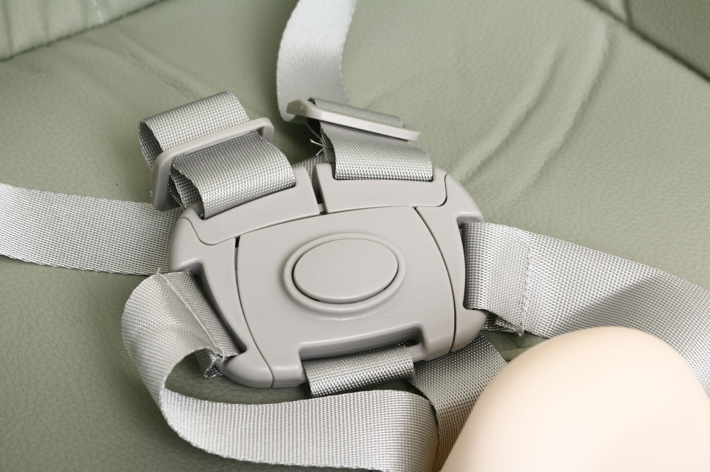 Стульчик для кормления Bambinelli Giro 6042 Мятный