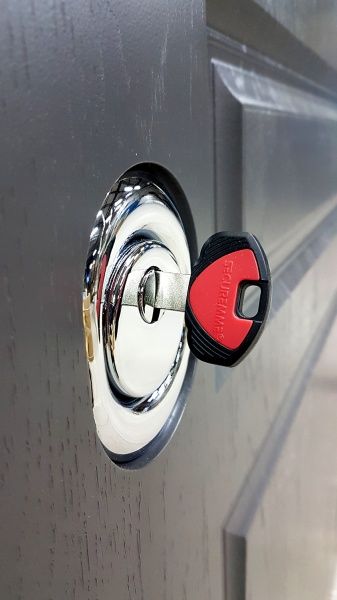 Дверь входная Булат Олимп 216 дуб графит / белая текстура 2050x950мм левая