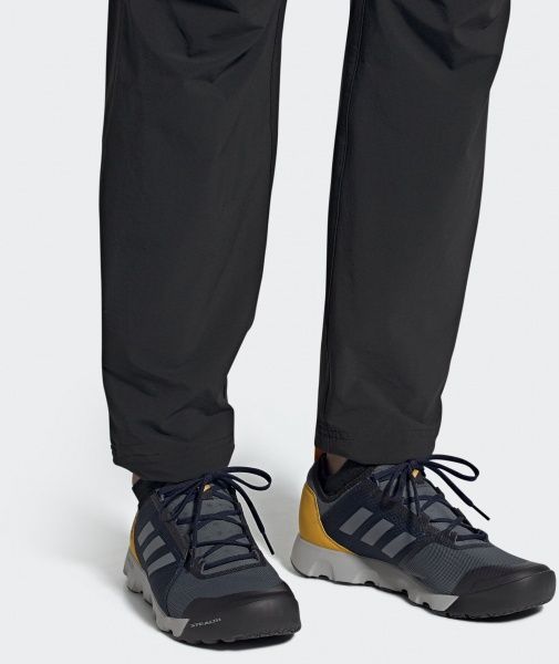 Кроссовки Adidas TERREX VOYAGER EG3487 р.UK 8,5 темно-синий