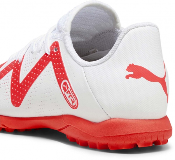 Сороконожки Puma FUTURE PLAY TT JR 10739101 р.37,5 белый