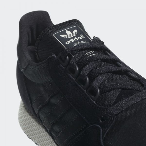 Кроссовки Adidas Forest Grove B37960 р.10,5 черный
