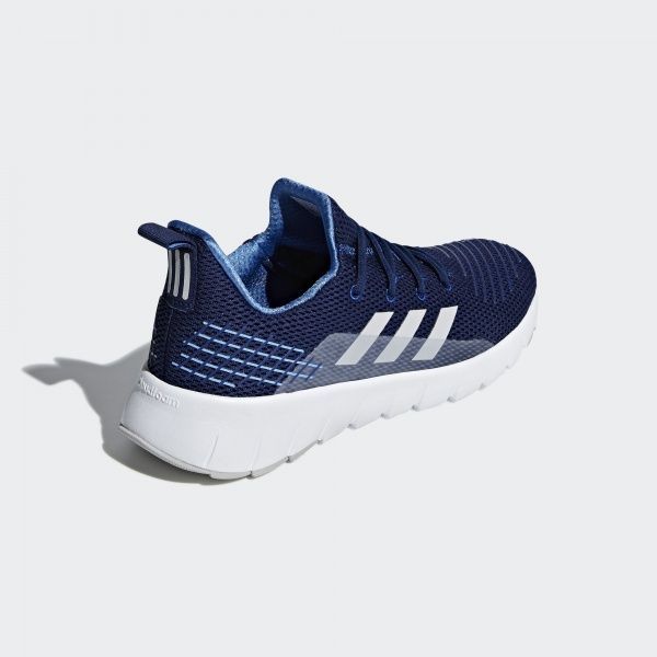 Кроссовки Adidas ASWEEGO F35444 р.11 темно-синий