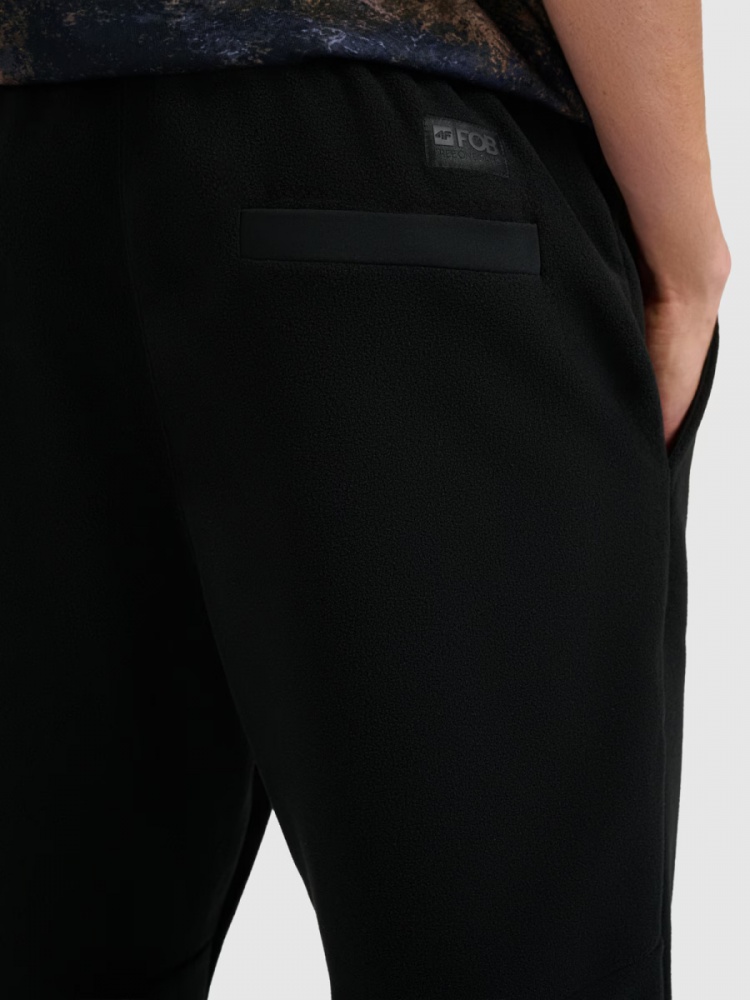 Штани 4F TROUSERS CAS M1559 4FWAW25TTROM1559-20S р. S чорний