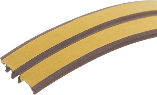 Уплотнитель самоклеящийся E-образный резиновый Sanok двойной 9х4 мм коричневый 