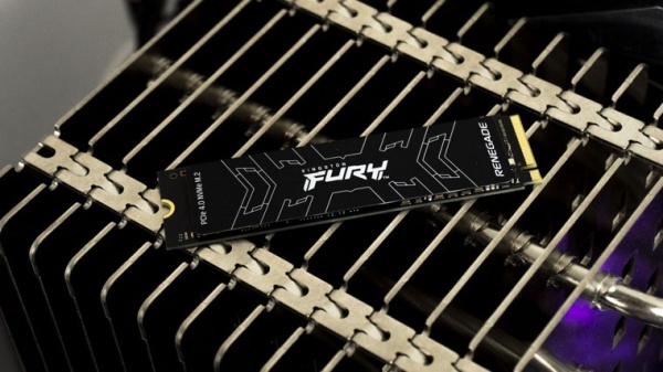 SSD-накопитель Kingston Fury Renegade 2280 2000GB M.2 PCI Express 4.0 x4 3D TLC NAND (SFYRD/2000G) 