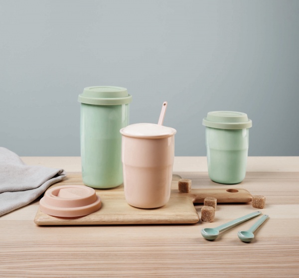 Чашка Cup & Go 350 мл біла із блакитною кришкою 34710024 ASA