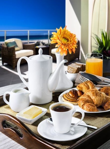 Ваза фарфоровая белая 15x7 см WL-996000 Wilmax