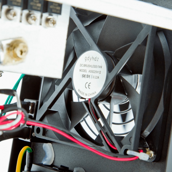 Джерело безперебійного живлення (ДБЖ) LogicPower 4150