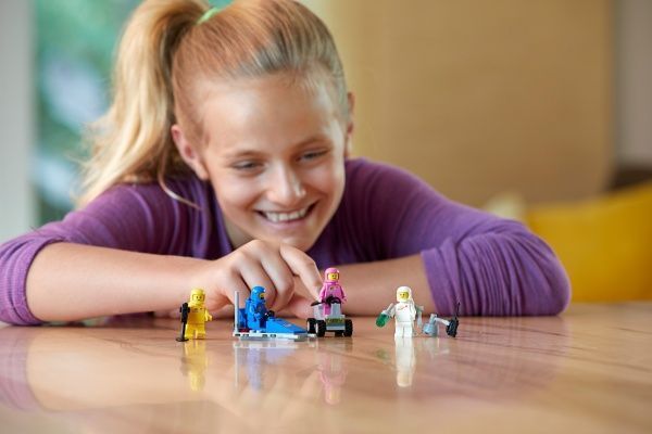 Конструктор LEGO Movie Космический отряд Бенни 70841