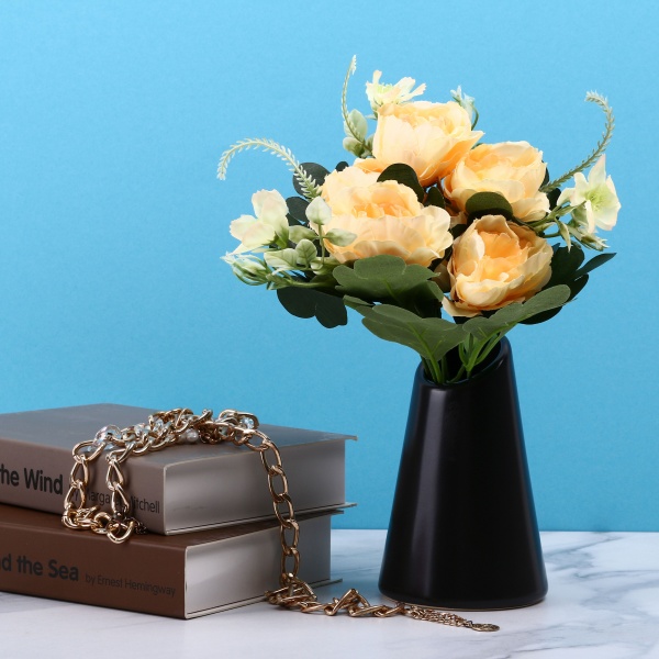 Ваза керамічна Eterna чорний матовий 4,5х4,5х13 см 105-13 