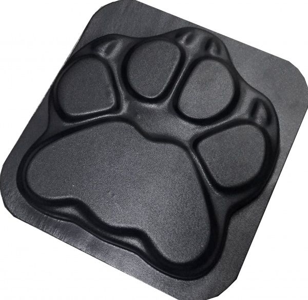 Форма-трафарет для изготовления садовых дорожек Следы животного 340x320x50 мм