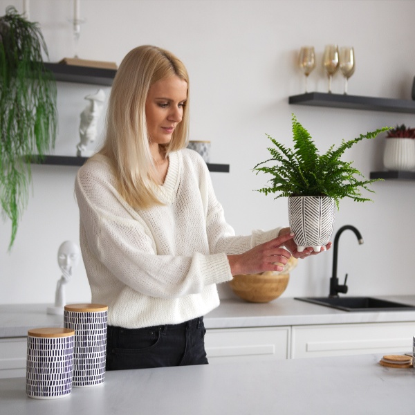 Кашпо керамічне МВМ DH-FLOWERS-28 S BLACK 13,5 см Чорний 