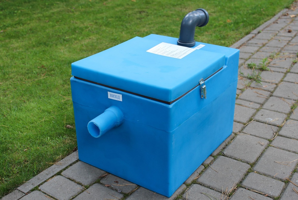 Жировловлювач 50 л з касетою 340x300х340 мм поліетилен