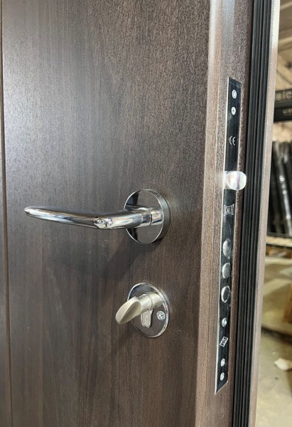 Двері вхідні Мавіс T-10 Lux вишня темна 2050x1200 мм ліві