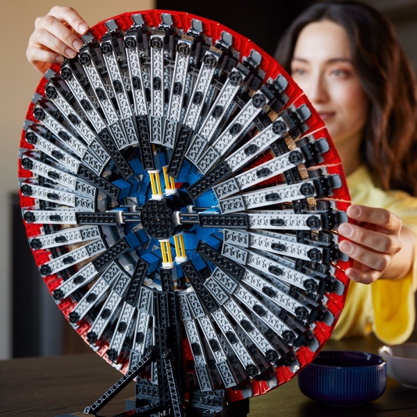 Конструктор LEGO Super Heroes Marvel Щит Капітана Америка 76262