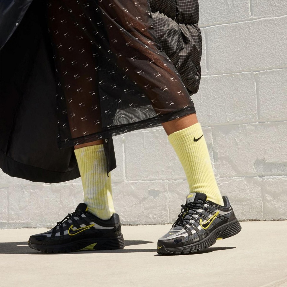 Кросівки чоловічі демісезонні Nike WMNS P-6000 FV0943-001 р.42 чорні