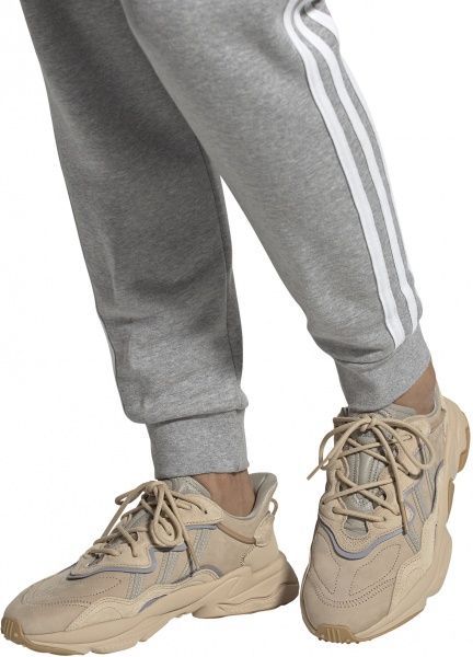 Кроссовки Adidas OZWEEGO EE6462 р.UK 9 бежевый