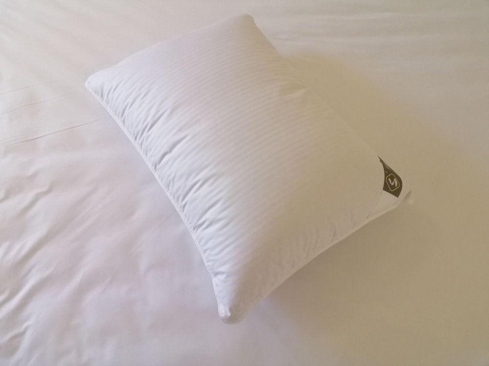 Подушка Drimko 50x70 см білий