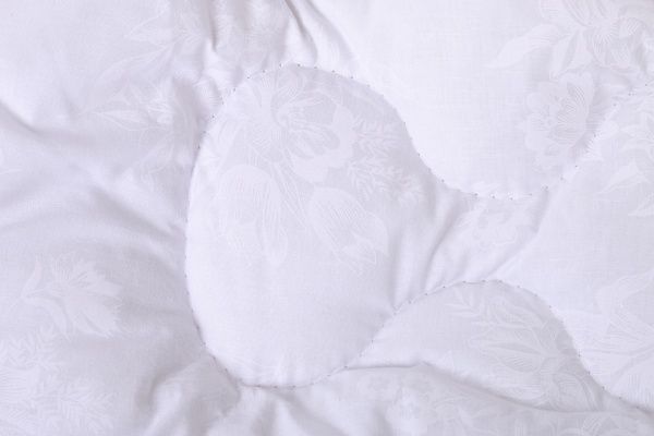 Одеяло Abella Light XL с волокнами льна 200x220 см Luna