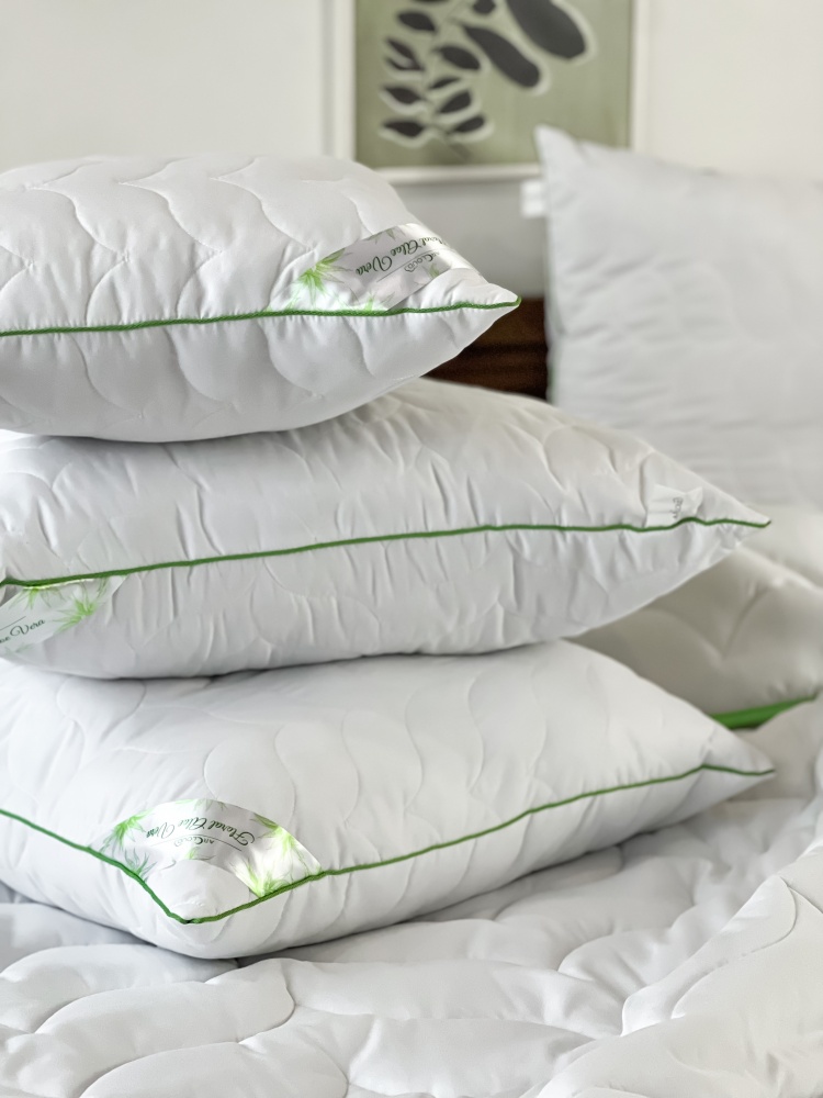 Подушка Floral Aloe Vera ARCLOUD 70x70 см білий із зеленим