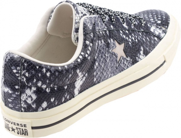 Кеди Converse One Star 161546C р.US 4,5 чорний