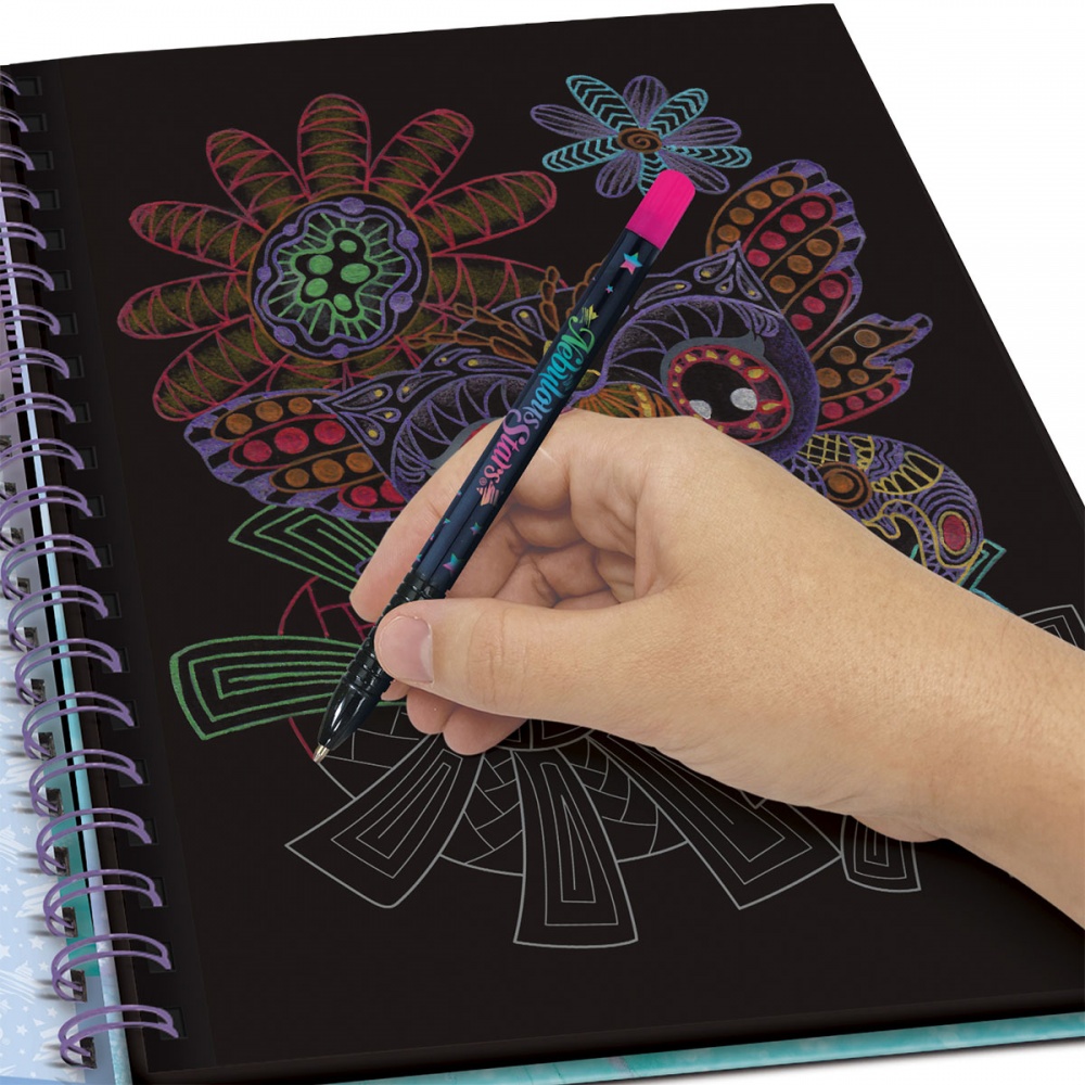 Раскраска «Айседора черные листы»