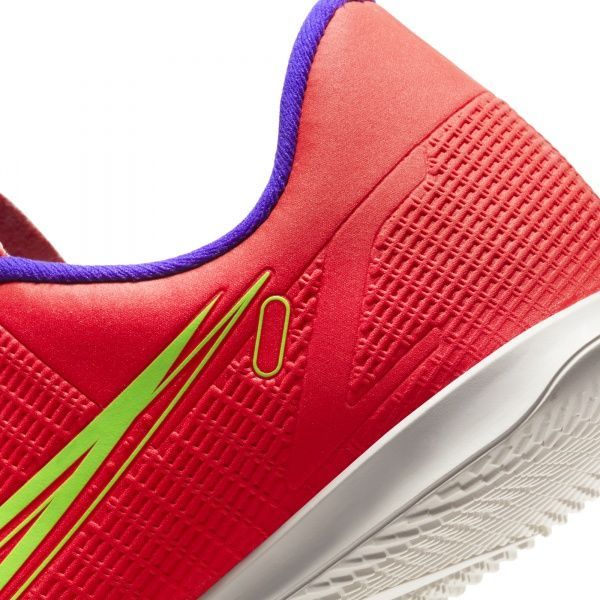 Футзальне взуття Nike JR VAPOR 14 CLUB IC CV0826-600 р. US 3,5Y сірий