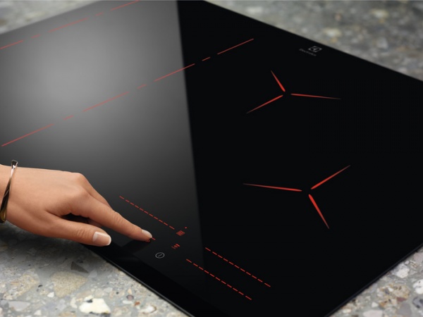 Варочная поверхность Electrolux EIP8146