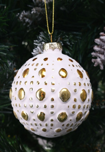 Елочная игрушка в форме шара золотая стеклянная 8 см 8 мм золотой ABT316430